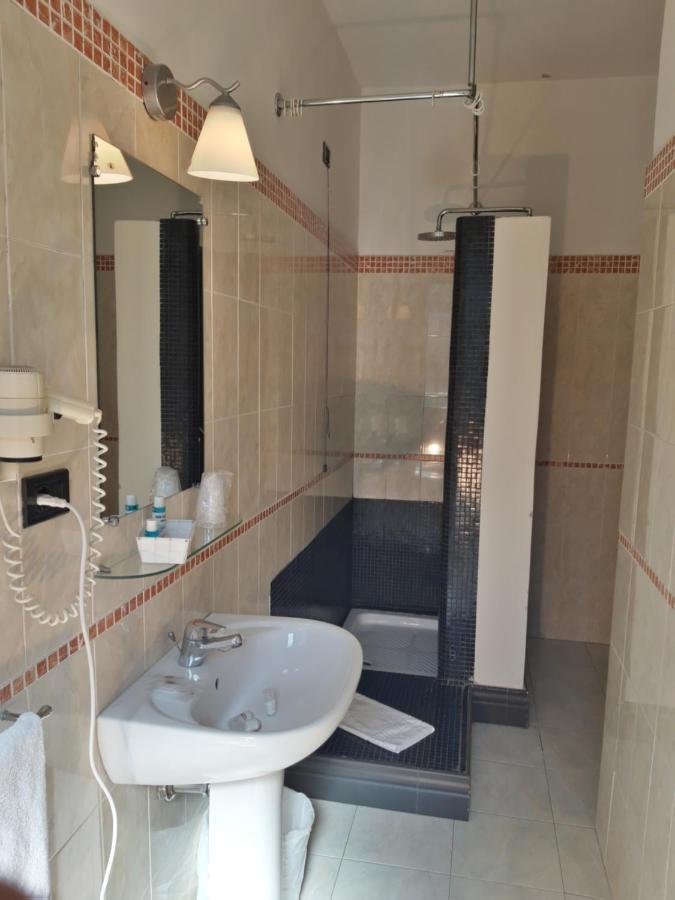 Hotel San Felice Bologna Bagian luar foto