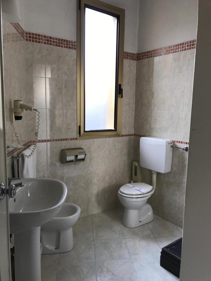 Hotel San Felice Bologna Bagian luar foto